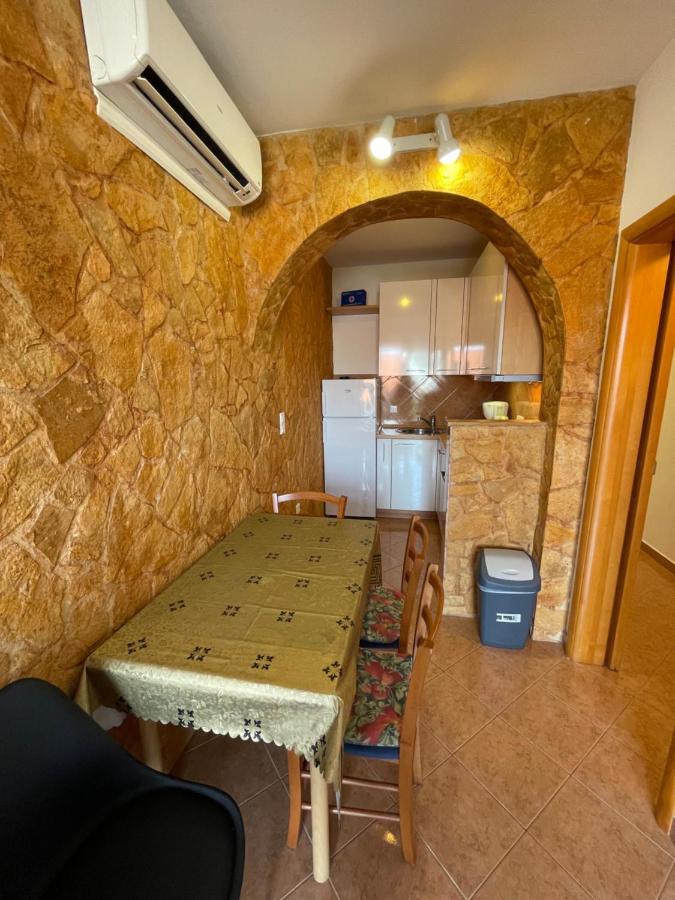 Apartment Jakasa Traù Esterno foto