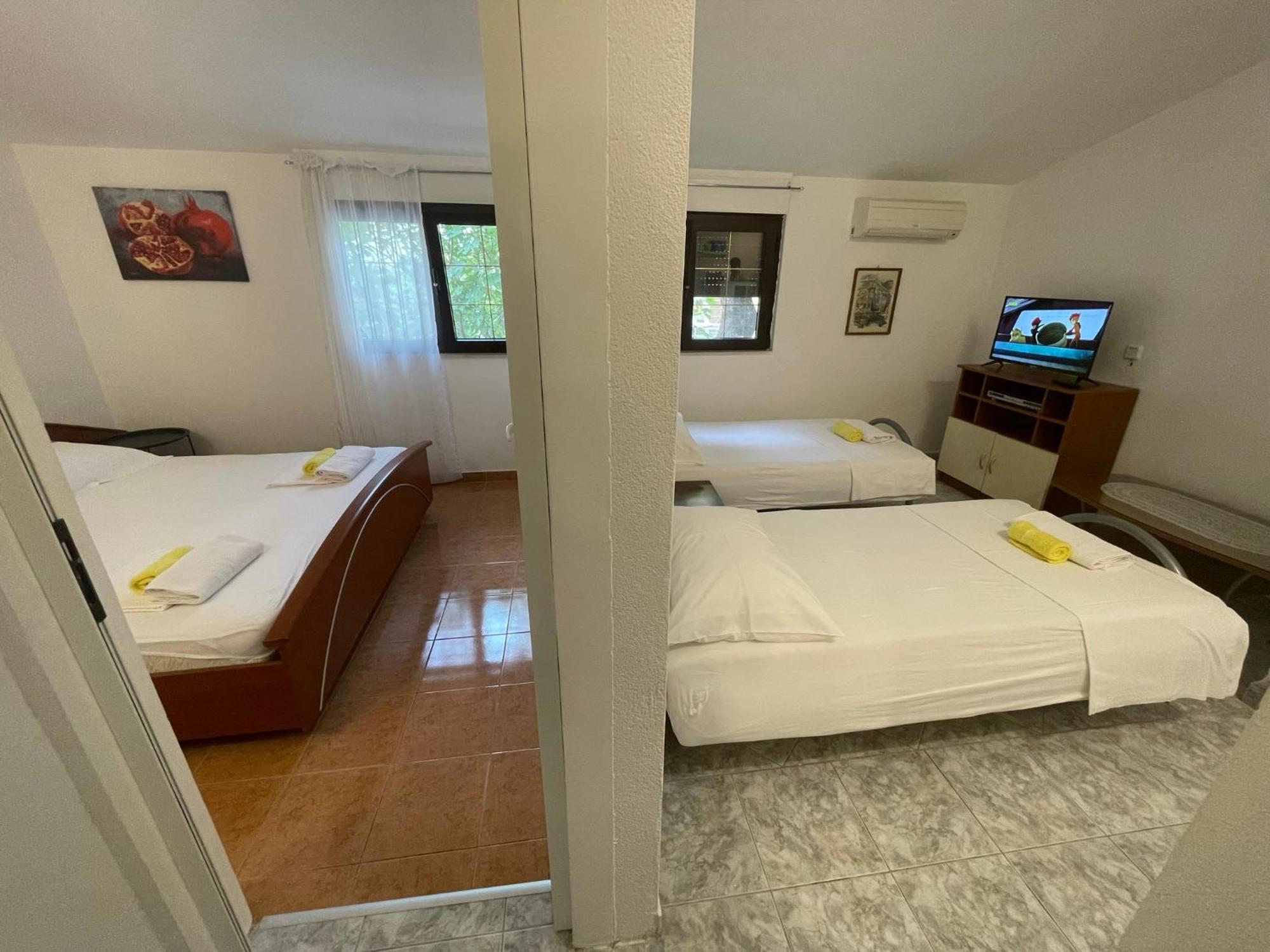 Apartment Jakasa Traù Esterno foto